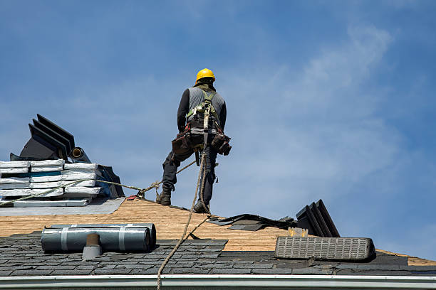 Professional Gutter Installation technician working in Woodstock Valley, CT
